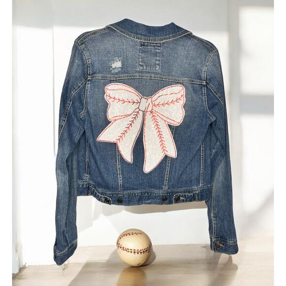 Mudd Sequined Coquette White Baseball Bow Blue Denim Distressed Jean Jacket Sz M - Picture 1 of 8